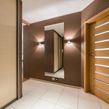 Piatkowo Urban Retreat Apartment *